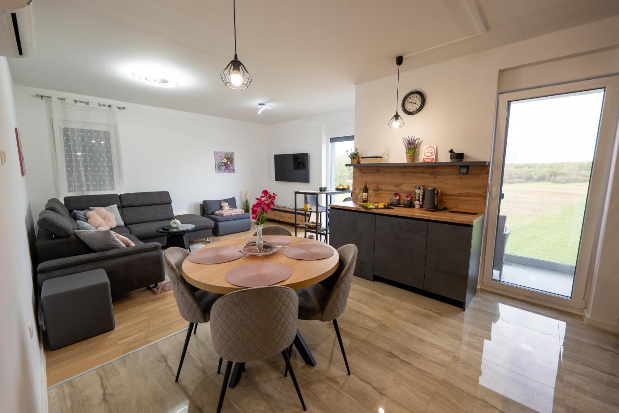 Apartment Nebo Thurdevac Ngoại thất bức ảnh
